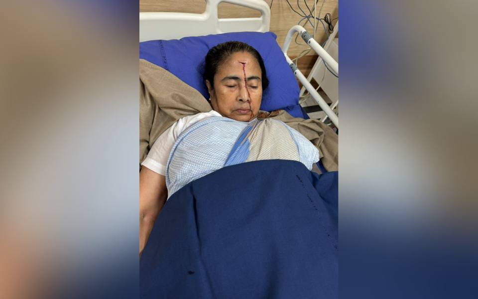 Mamata Banerjee sustains "major injury" on head, bleeding pictures viral