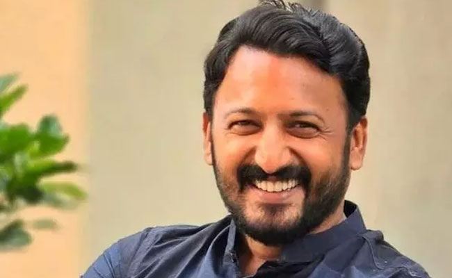 Expelled Cong MLA Mamkootathil gets bail in sexual assault case