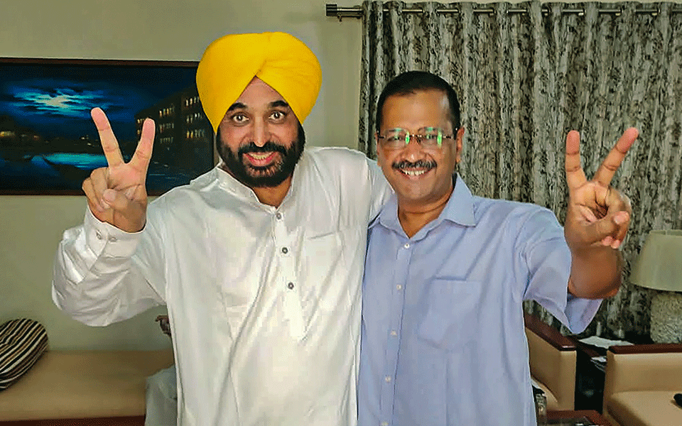 Punjab CM defends state officials' meeting with Kejriwal