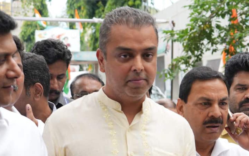 Congress leader Milind Deora quits party, likely to join Shinde-led Sena