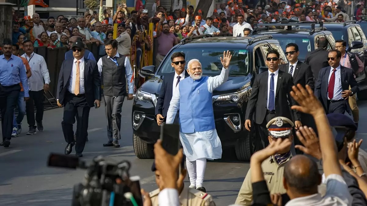 PM Modi violated model code by taking out roadshow; EC 'afraid', 'under pressure': Congress