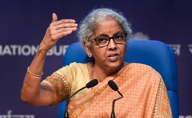 Banking Laws (Amendment) Bill to strengthen governance, enhance customer convenience: FM