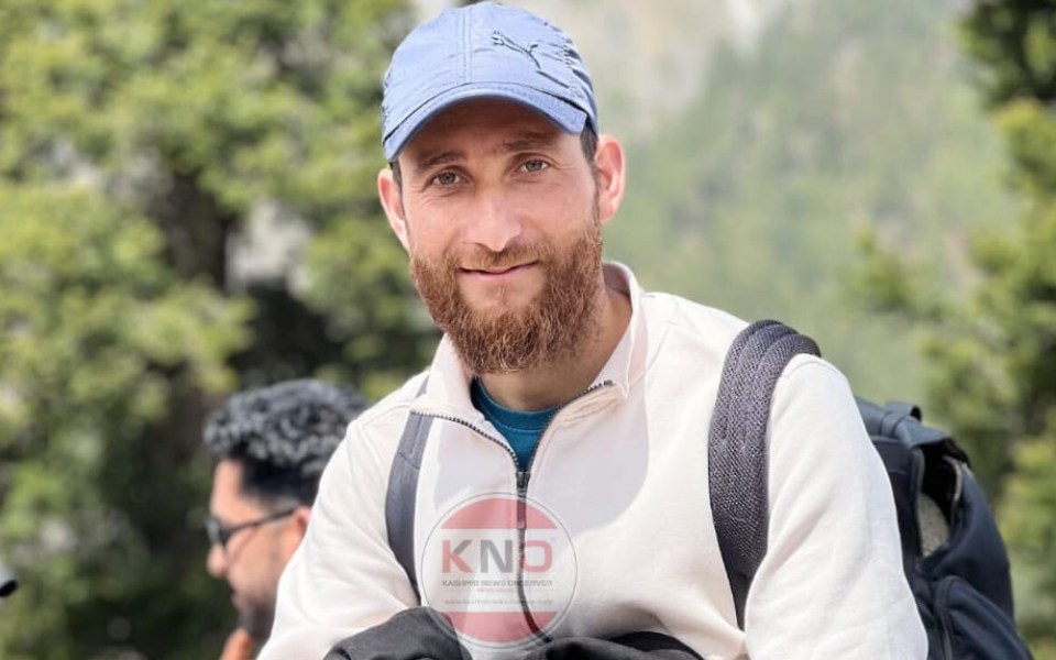 Humanity trumps terror: Kashmiri guide saves lives of children of Chhattisgarh tourists