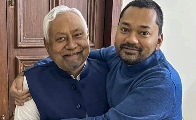 Bihar CM Nitish Kumar's son Nishant to enter politics, says JD(U) leader