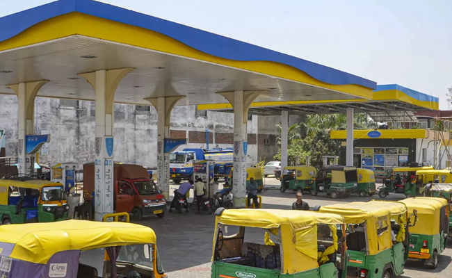 Petrol, diesel price rise in near future not ruled out, say govt sources