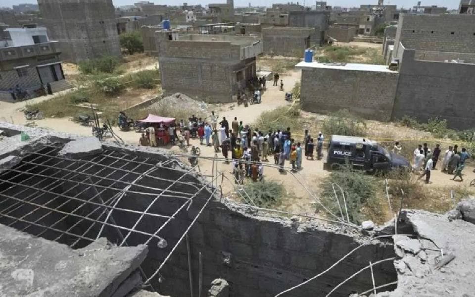 India destroys air defence system in Lahore; foils Pakistan's attempts to target 15 Indian cities