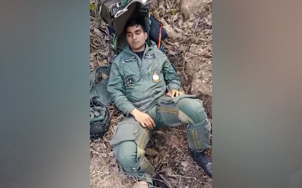 IAF transport aircraft crash lands in Bagdogra, crew safe