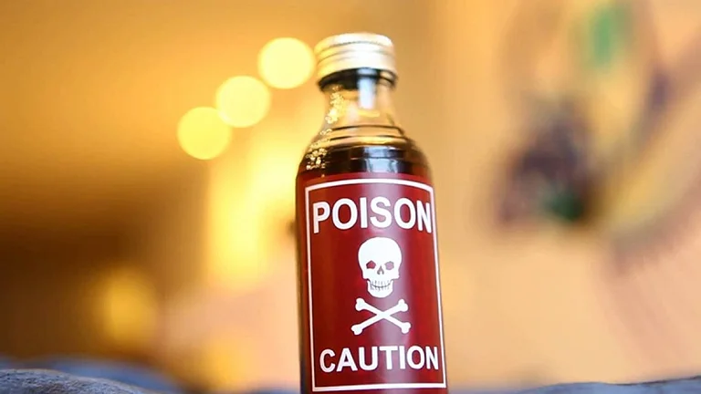 MP: Man lodges complaint against e-commerce firm for supplying poison to his son who killed self