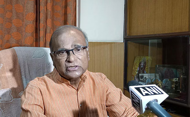 Congress welcomes two-phase Bengal polls, flags voter intimidation