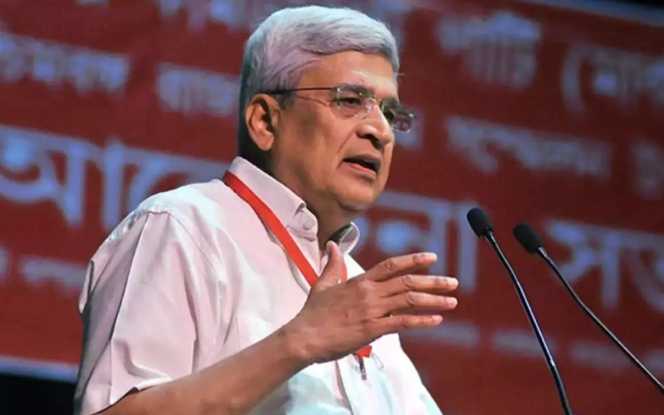 Prakash Karat to be coordinator of CPI(M)'s Politburo, Central Committee as interim measure