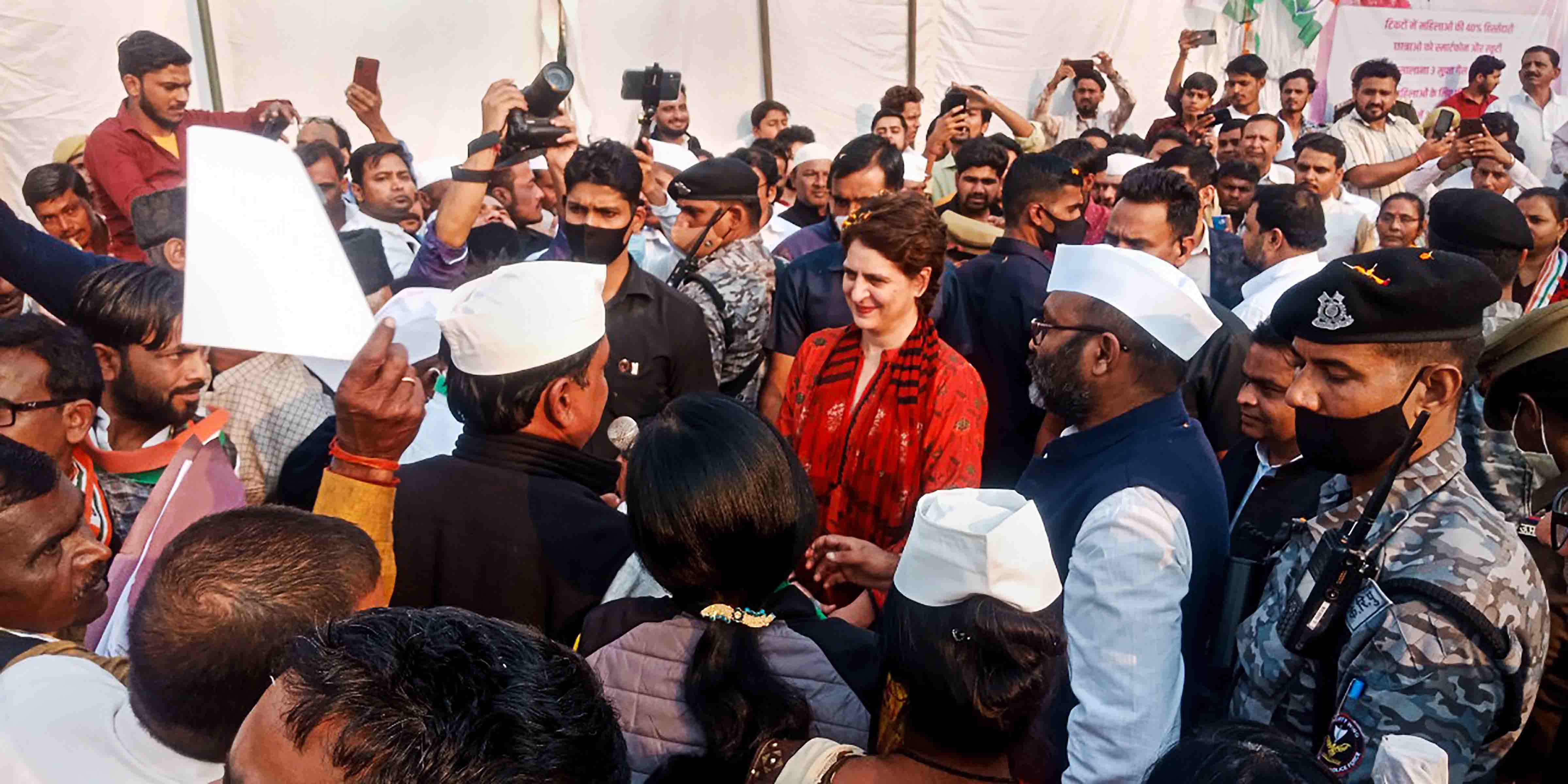 Congress to go solo in UP polls, contest all 403 seats: Priyanka Gandhi