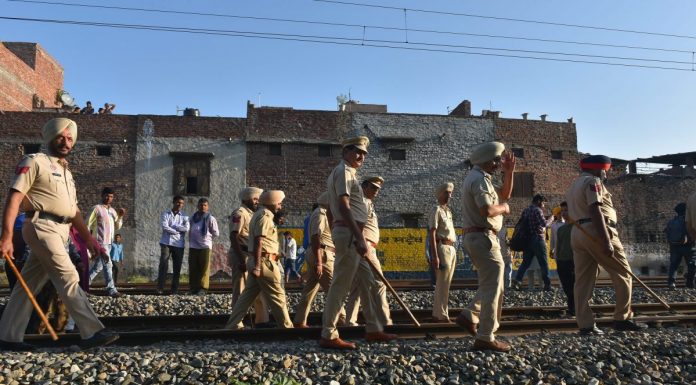 Punjab cops recover 'tiffin box bomb' hidden in fields near India-Pakistan border in Punjab