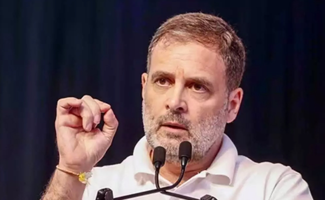 Modi wants to do away with MGNREGA: Rahul in Raebareli
