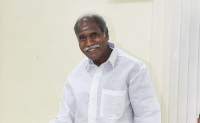 Rangasamy takes oath as Puducherry CM