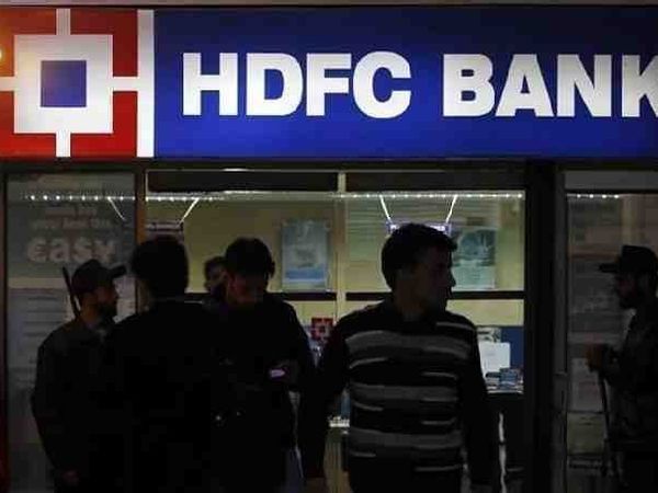 Reserve Bank imposes Rs 10 crore penalty on HDFC Bank