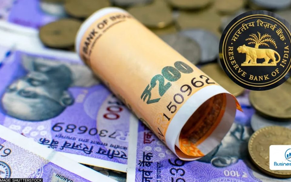 RBI ask banks to ensure ATMs dispense Rs 100, Rs 200 notes