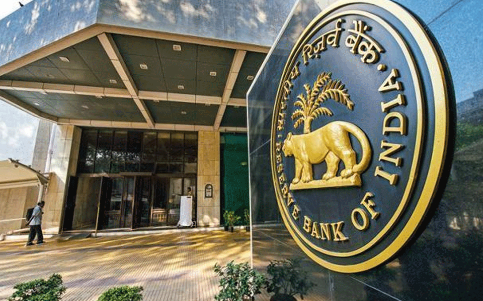 RBI data shows 88% fall in funds flow to commercial sector in April-September