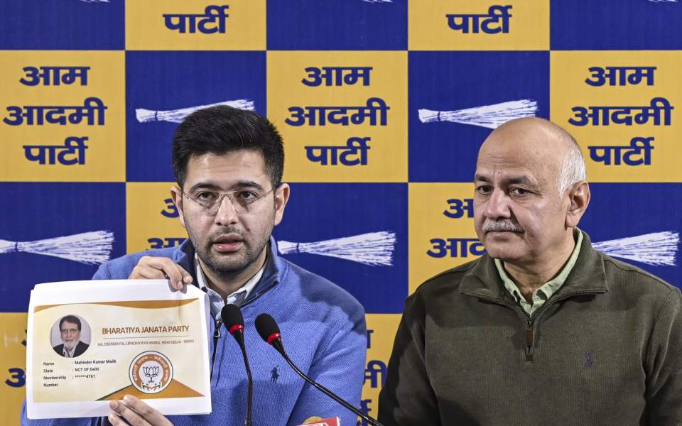 AAP accuses BJP of submitting bulk applications to delete names of over 22,000 voters