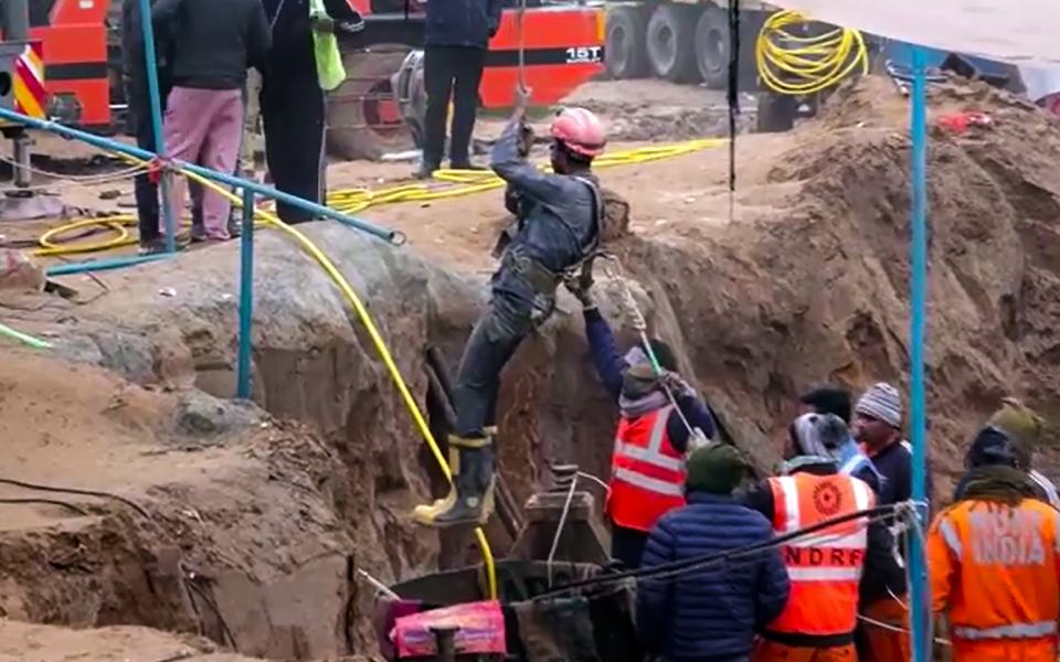 Rajasthan: 3-year-old girl pulled out of borewell after 10-day rescue operation, dies