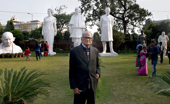 Sculptor Ram Sutar, designer of Statue of Unity, passes away