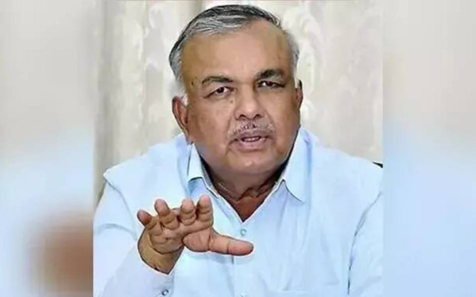 ‘Gas Bomb’ in the Parliament made Pratap Simha lose ticket, says Minister Ramalingareddy