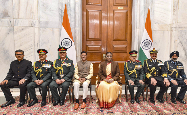 Nepal Army chief honoured by President Murmu