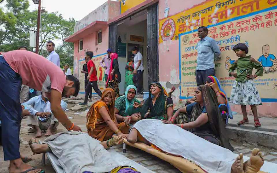 Pushing by Baba's security, slippery slope led to Hathras stampede, says SDM's prelim report