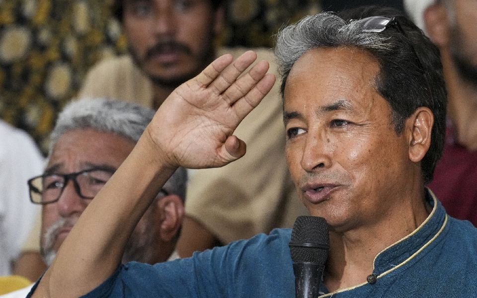 No response from govt over demand for meeting, will sit on indefinite fast from Saturday: Wangchuk