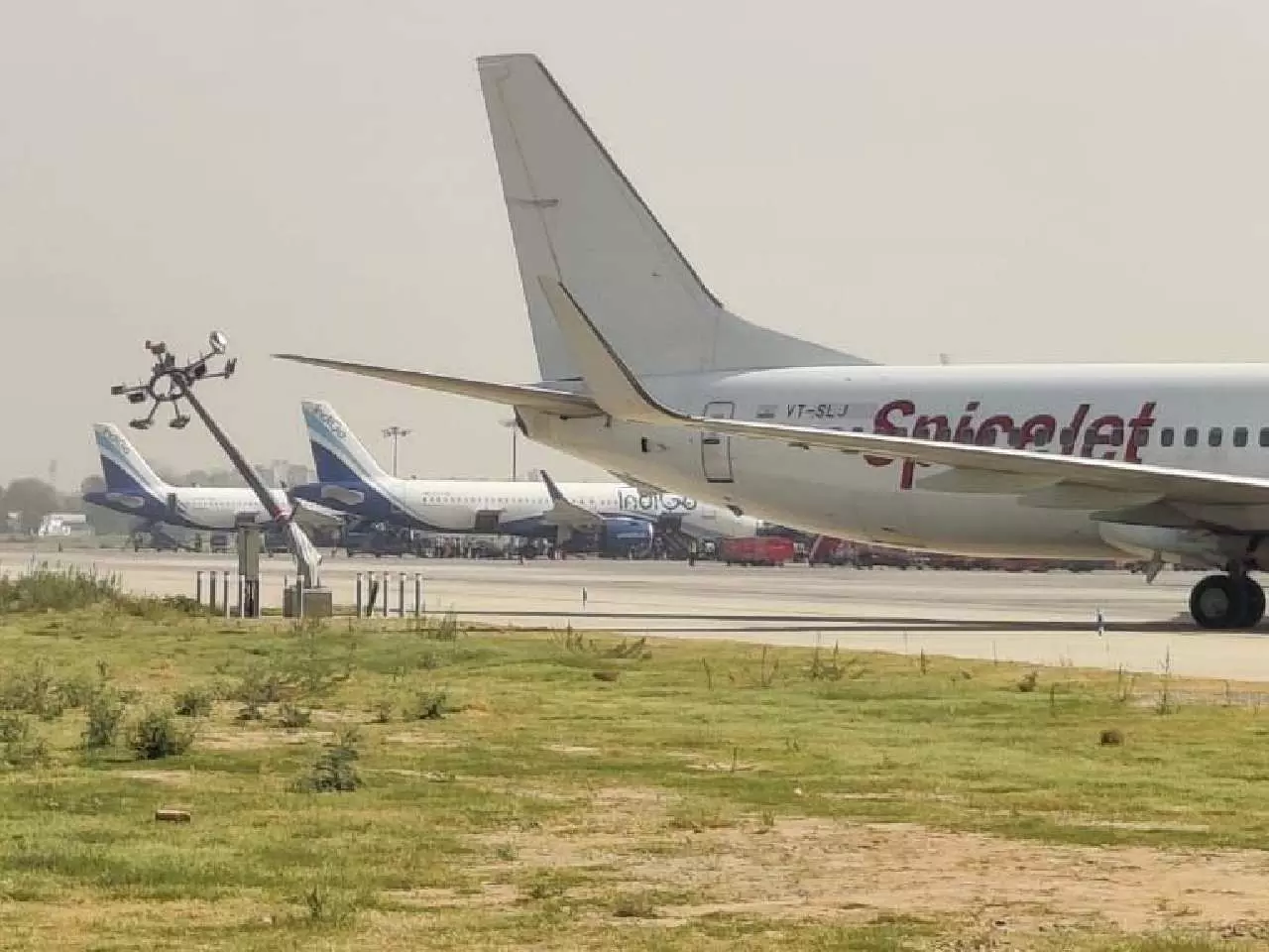 SpiceJet aircraft hits lightning pole at Delhi airport; DGCA begins probe