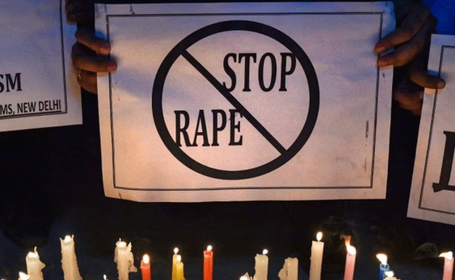 Father of accused held for rape of 12-year-old girl in Ujjain seeks death penalty for son