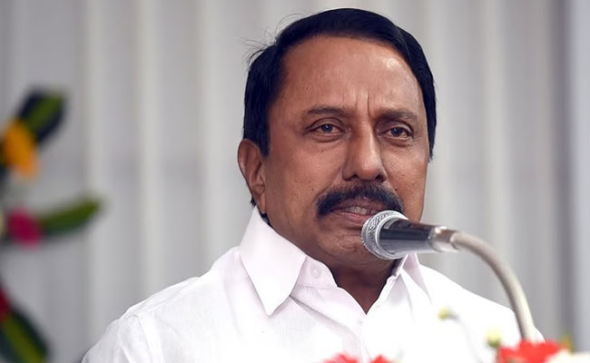 Police turns down Sengottaiyan's plea to hold Vijay's rally in Erode, after spot inspection