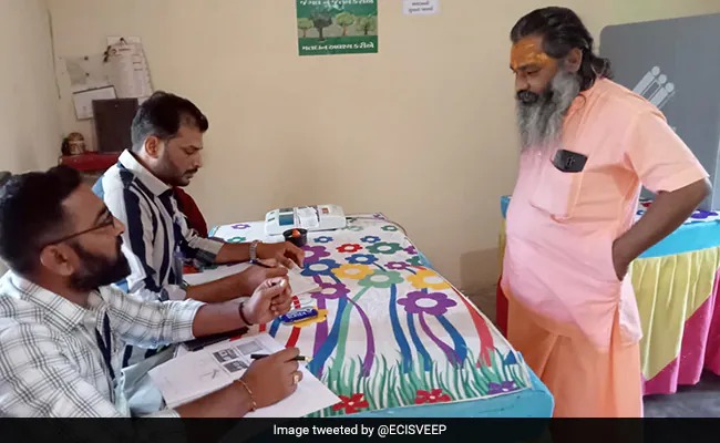 Gujarat: Lone voter from polling booth in Gir forest casts vote