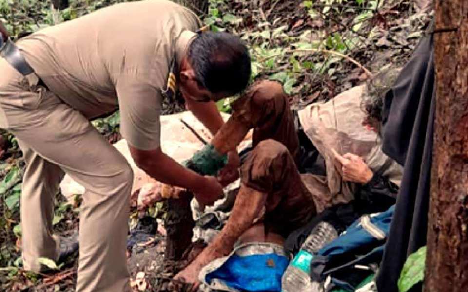 Woman found chained to tree in Maharashtra's Sindhudurg; cops recover US passport photocopy