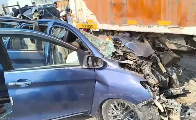 Three killed, six injured as car hits parked container near Jaipur