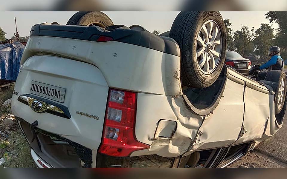 BJP MP Tirath Singh Rawat injured as car overturns in Haridwar