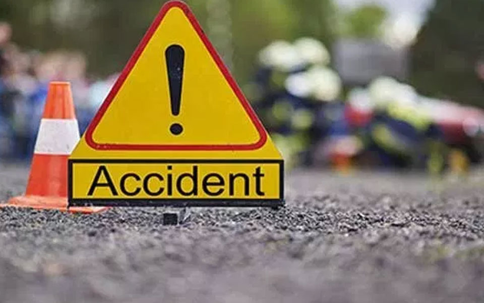 11 killed in accident near Rohtang Pass