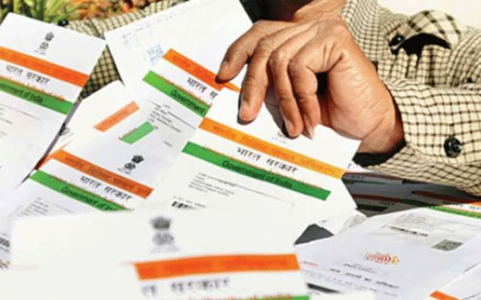 Aadhaar details leaked after TRAI chief throws breach challenge