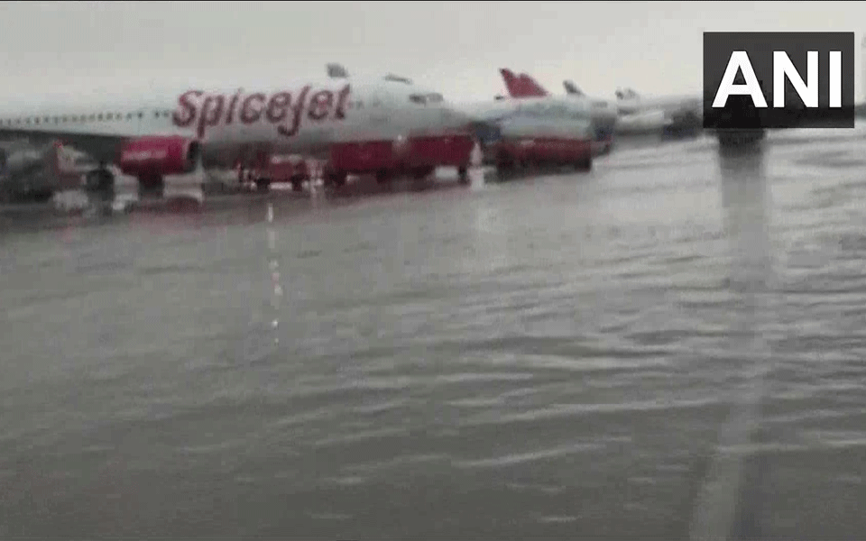 Delhi airport's forecourt waterlogged, 3 flights cancelled, 5 diverted due to heavy rains