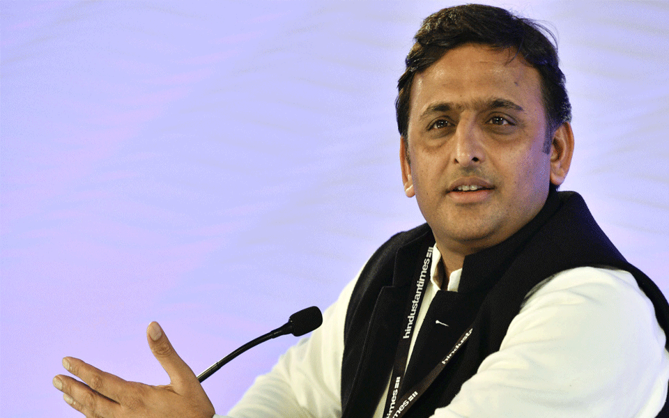 BJP using social media to spread hatred: Akhilesh