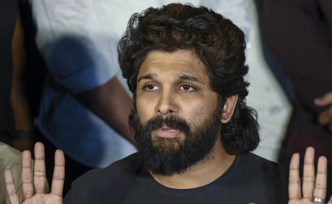 Theatre stampede case: Allu Arjun summoned to appear before police today