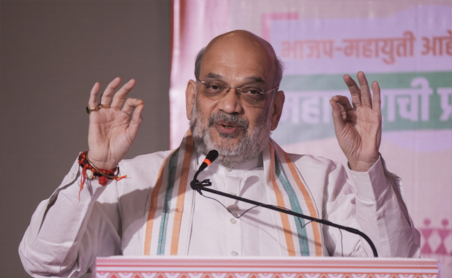 Shah slams MVA's 'appeasement politics'; says Patole has agreed to Ulemas' Muslim quota demand