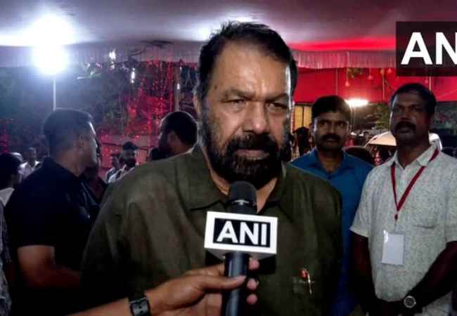 Hijab row: Kerala Edu Minister offers support to girl for getting admission in any other school