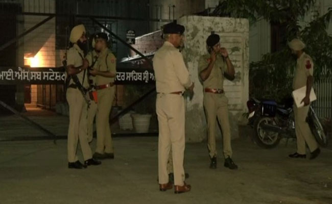 Low-intensity blast at midnight in Amritsar, five held in explosion incidents