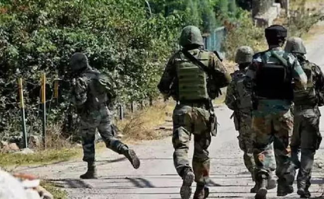Pakistani terrorist killed as army foils infiltration bid in J-K