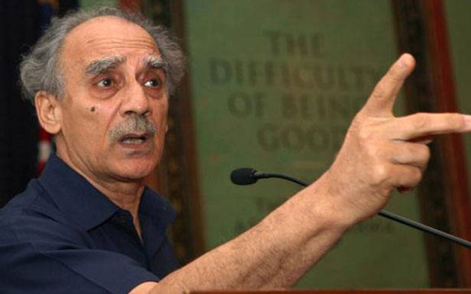 Former union minister Arun Shourie asks opposition to work together to out BJP in the LS