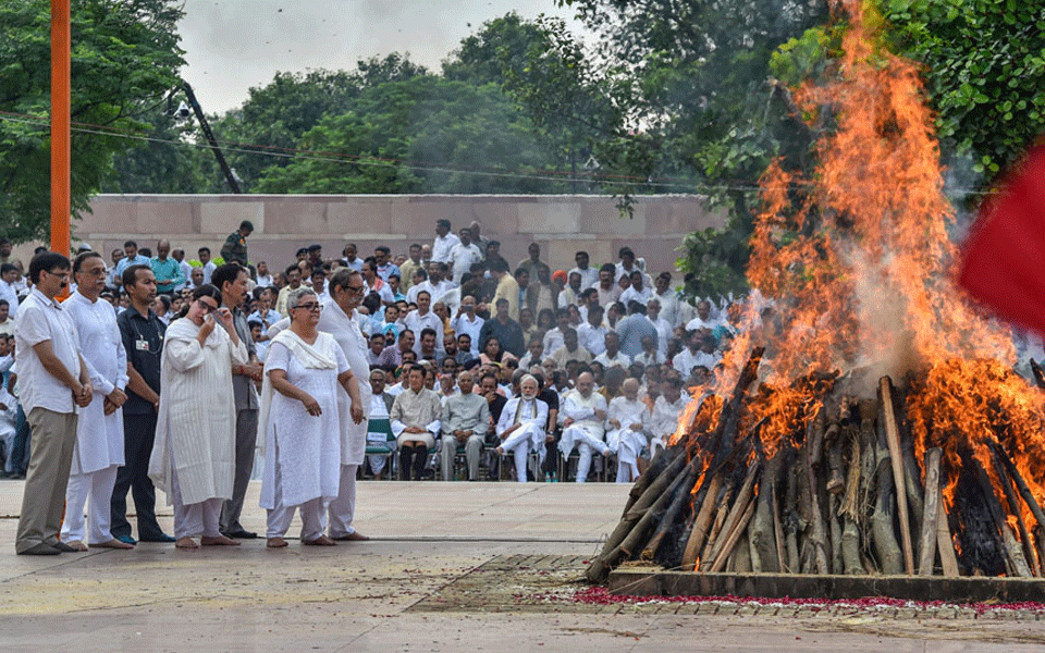 Vajpayee's 'asthi visarjan' in Haridwar on Sunday