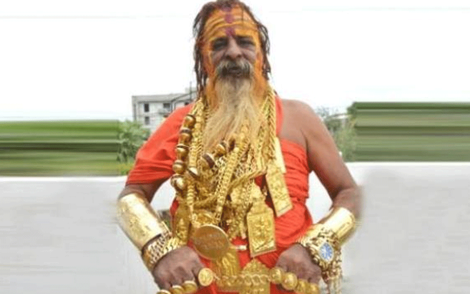 Meet the 'Golden Baba' who wears 16kg gold ornaments, attends Kanwar Yatra in Meerut
