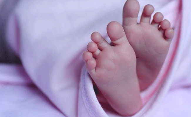 Jharkhand: FIR lodged against 6 policemen in infant death case