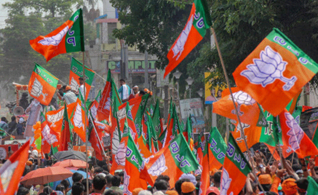 Bomb hurled at BJP office in Coimbatore hours after vandals damaged Periyar statue