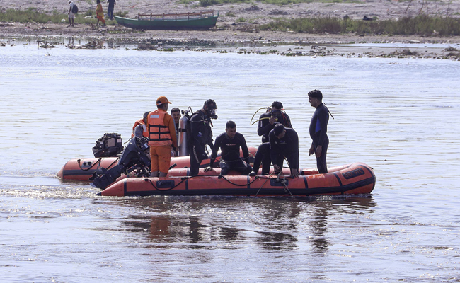 Mathura boat capsize: Last pilgrim's missing body found, death toll climbs to 16